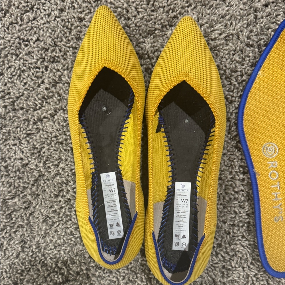 Like New Rothy's The Point flats in Marigold mustard yellow, size 7 - Picture 9 of 14